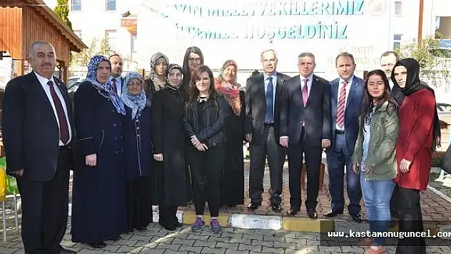 AK Parti'li Vekillerden Teşekkür Ziyareti