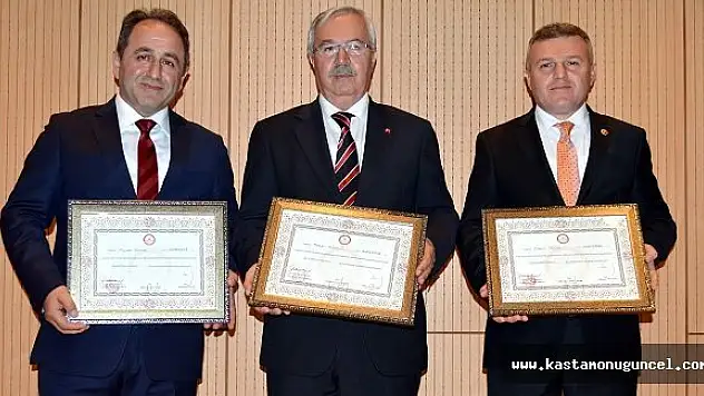 Ak Partili Vekiller Mazbatalarını Aldı