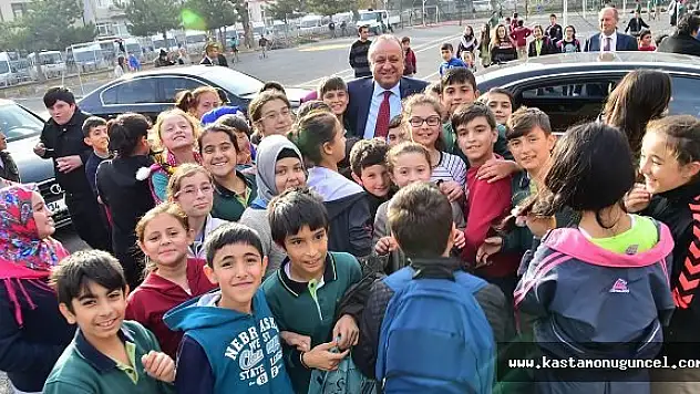 Babaş, Bin 800 Öğretmene Mektup Yazdı