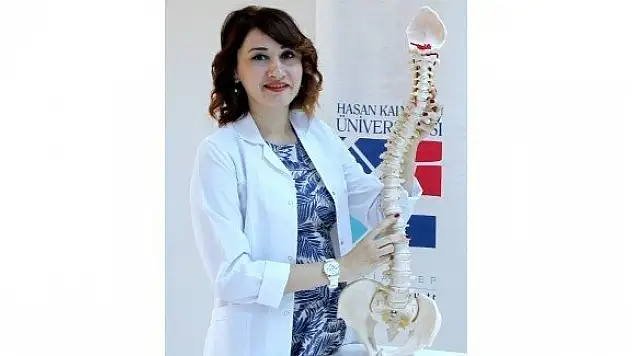 Çocuklarda Omurga Eğriliklerine Dikkat