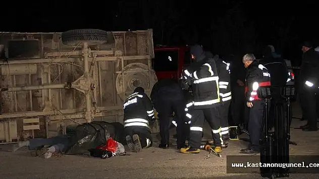 Kamyon İle Otomobil Çarpıştı: 1 Ölü, 3 Yaralı