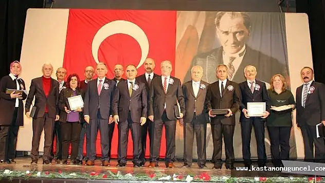 Kastamonu'da Öğretmenler Günü Kutlandı