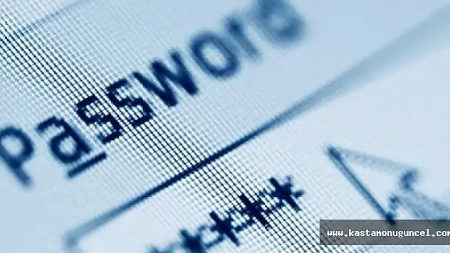 Sosyal Ağ Hesaplarınızın Hepsine Aynı Şifreyi Koymayın