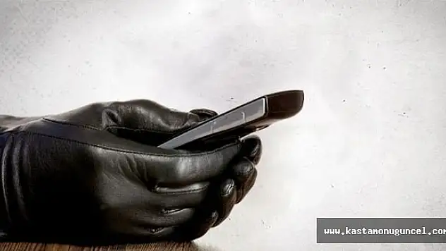 Dolandırıcılar Kendilerine Bankacı Süsü Veriyor