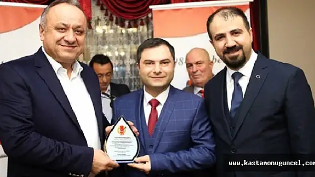 İkizoğlu'na, 'Basın Hizmet Ödülü' Verildi