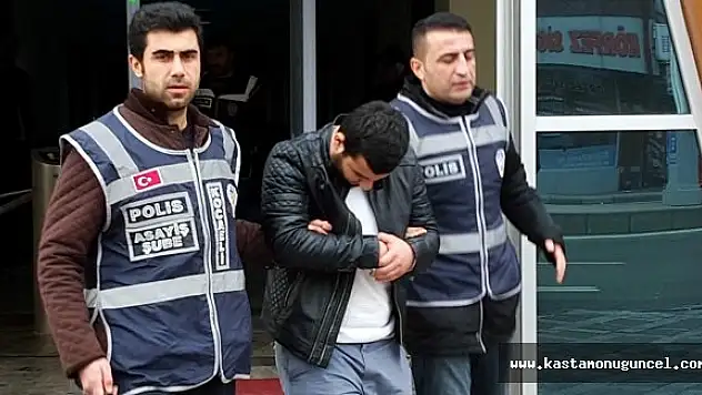 Oto Hırsızları Yakayı Ele Verdiler