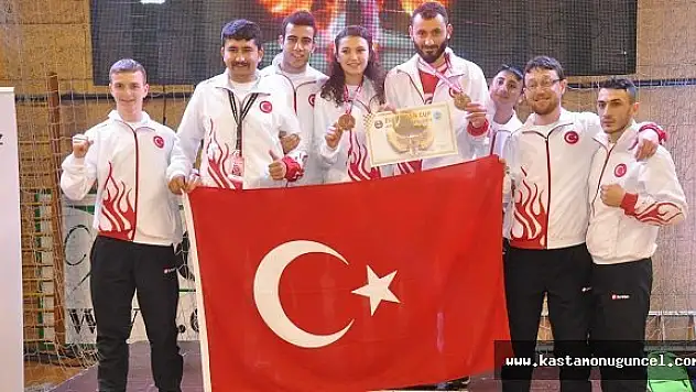 Emrah ve Hatice Avrupa üçüncüsü