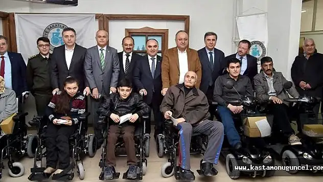 Kastamonu'da Engellilere Tekerlekli Sandalye