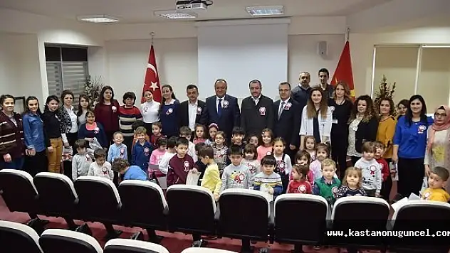 Belediye Çocuk Bakımevi'nde Diş Taraması