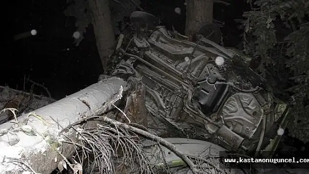 Cenaze Yolunda Feci Kaza: 2 Ölü, 2 Yaralı