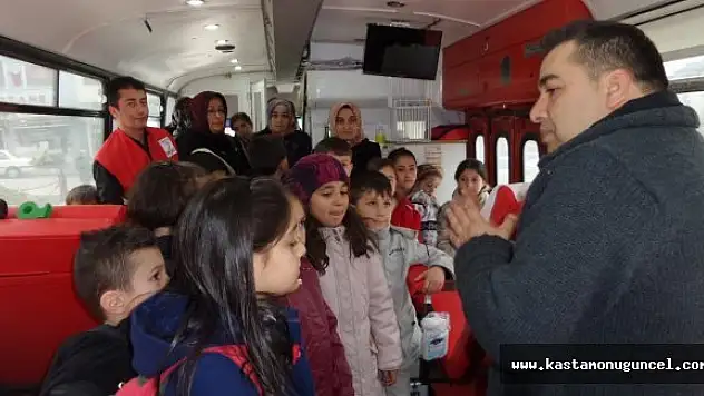 Minik Öğrencinin Sorusu Doktoru Şaşkına Uğrattı