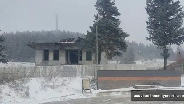 Tosya'da 120 Yıllık Karakol Satıldı