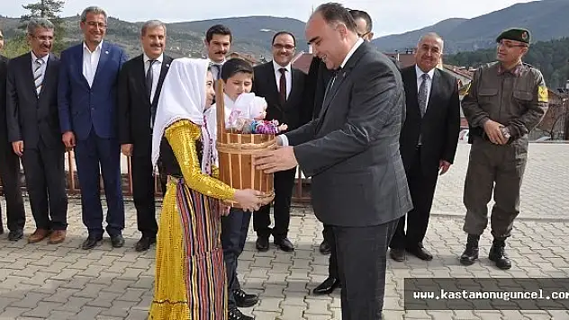 Vali Günaydın'dan Pınarbaşı'na Müjde!