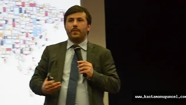 Yücel: &quotFacebook'un Nüfusu Çin'i Bile Geçti&quot