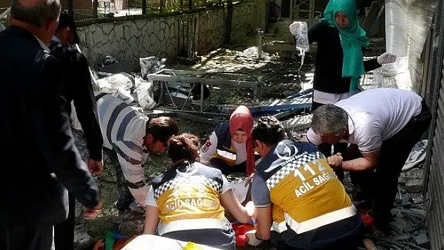 İnşaatın İskelesi Yıkıldı: 4 Yaralı