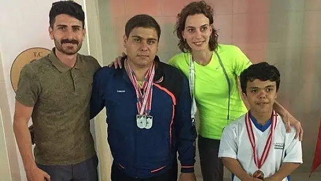 Engelli Sporcudan Büyük Başarı