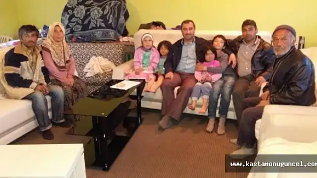 Evleri Yanan Ailelere Deniz Feneri Yardım Elini Uzattı