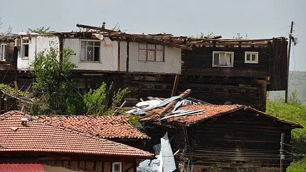 Kastamonu'da Hortum Dehşet Saçtı