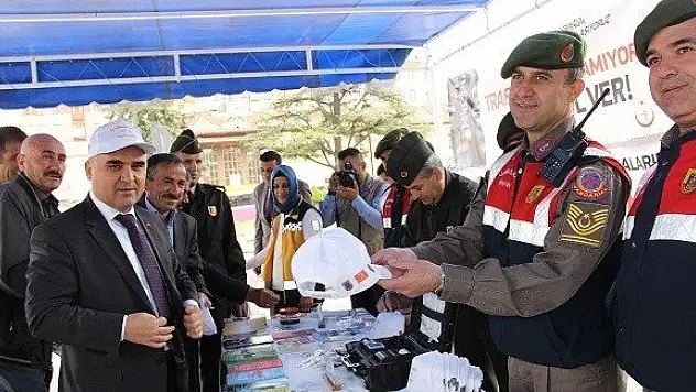 Kastamonu'da Trafik Güvenliği Sergisi Açıldı