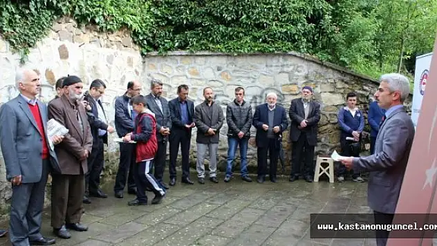 TÜRKAV, Hatun Sultan Türbesini ziyaret etti