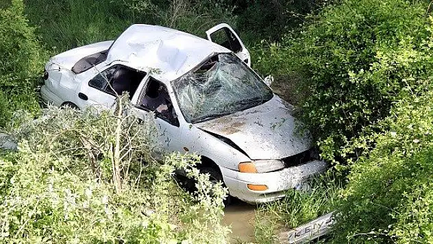 Yemin törenine gelen aile kaza yaptı: 2'si çocuk 6 yaralı