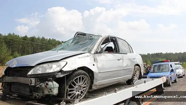 Tatile giden aile kaza geçirdi: 4 yaralı