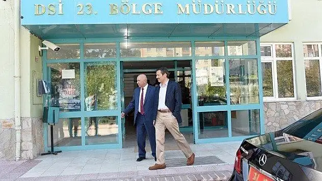 Vali Yıldırım, DSİ Bölge Müdürlüğü'nden brifing aldı
