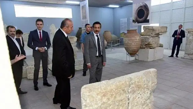 Vali Yıldırım, Pompeiopolis Antik Kenti'ni ziyaret etti