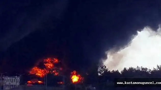 Yemen'de askeri kampa intihar saldırısı: 60 ölü