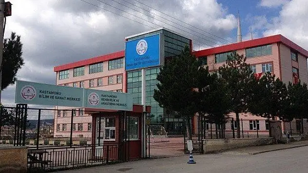 Kastamonu İmam-Hatip yeni binasında