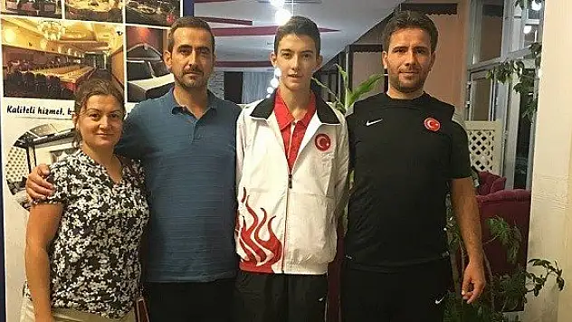 Onur Talha Avrupa Şampiyonasına gidiyor!