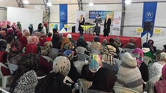 Ak Gençlik'ten bayanlara 'Diriliş Muştusu Kampı'