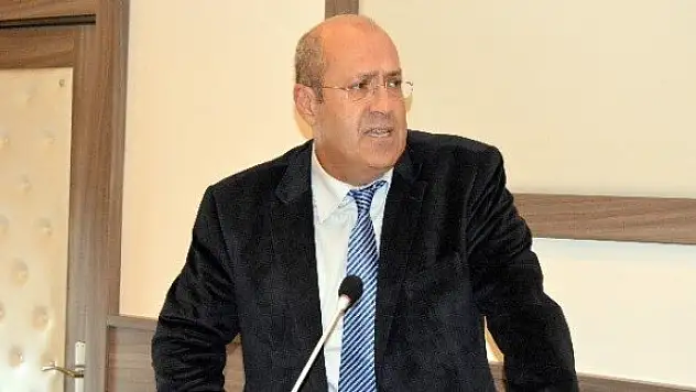 Özendi '10 yılda zor biter'