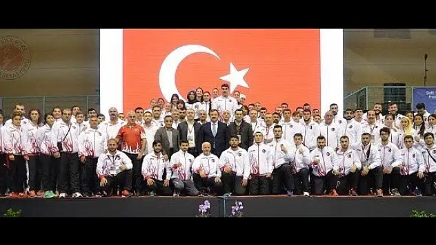 Kick Boksta, 3 Altın, 8 Gümüş, 11 Bronz madalya