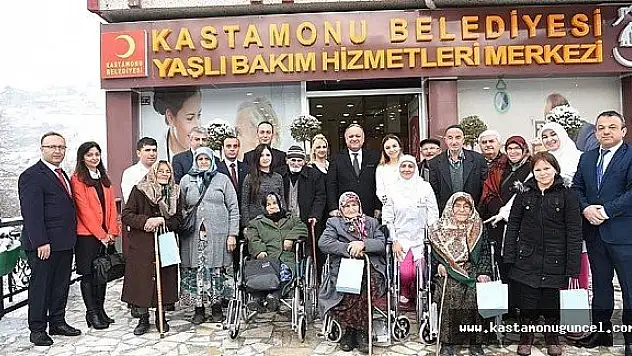 Babaş, Yaşlı Bakım Merkezi'ni ziyaret etti