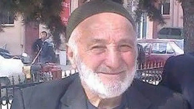 Yaşlı adam namazda hayatını kaybetti