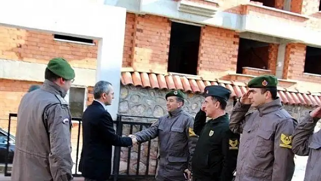 Pişkin, jandarma ve emniyette inceleme yaptı