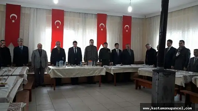 Araç Tatlıca Köyünde halk toplantısı düzenlendi