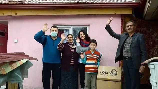 LÖSEV'den ihtiyaç sahibi ailelere eşya yardımı
