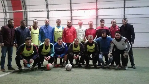 Veteranlar, futbol turnuvasına hazırlanıyor