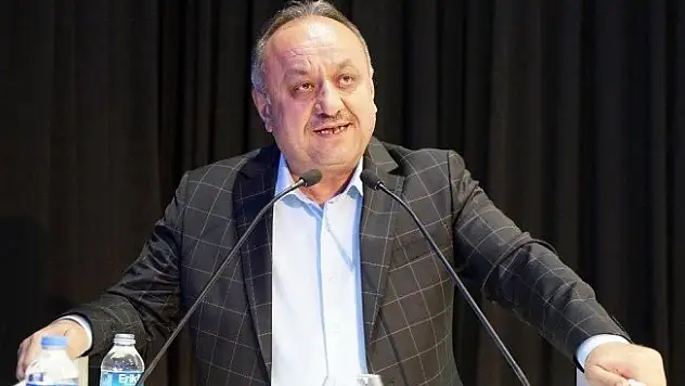 Babaş, memurlardan referandumu vatandaşa anlatmasını istedi