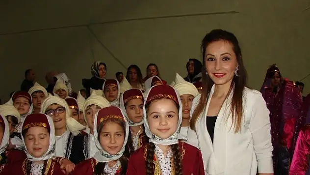 Çatalzeytin'de 23 Nisan coşkuyla kutlandı