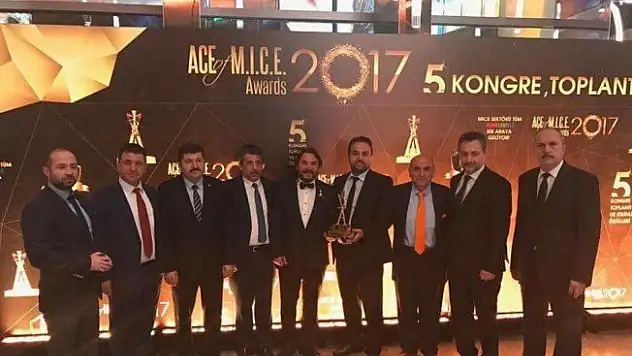 Cideli iş adamı, en iyi etkinlik teknesi dalında 3. kez ödül aldı