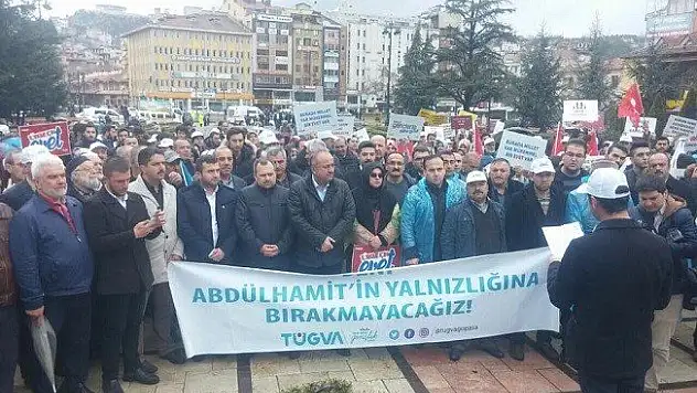 TÜGVA, 'Evet' yürüyüşü düzenledi
