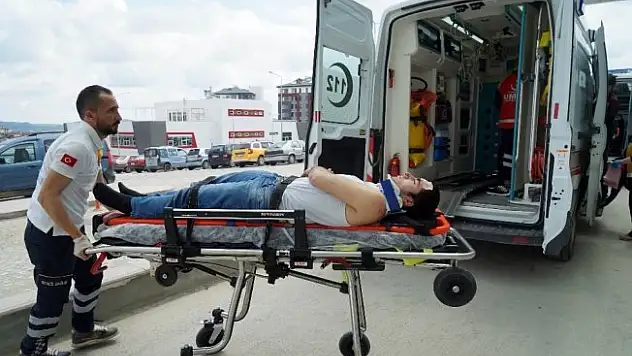 Cenazeye giderken kaza geçirdiler: 4 yaralı