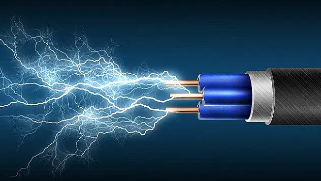 Elektrik akımına kapılan işçi yaralandı