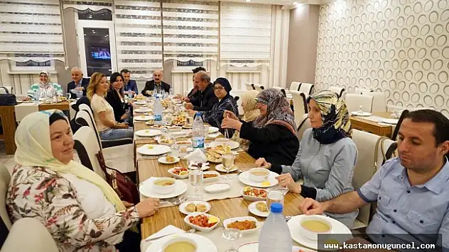 Halk Eğitim Merkezi personeli iftarda buluştu
