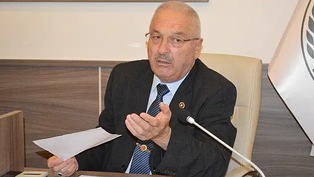 Sarı '3 vekilimiz var hala borç para peşindeyiz'