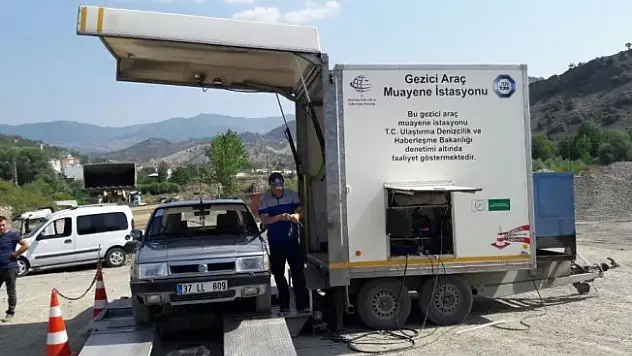 Gezici araç muayene istasyonu Hanönü'de hizmeti sürdürüyor