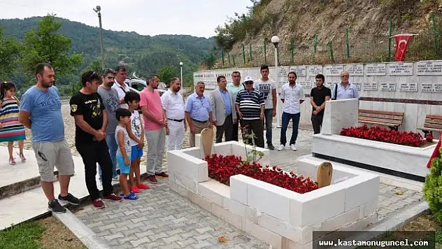 Oyar ve Şenel'in kabirlerini ziyaret
